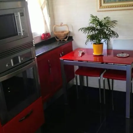 Chalet With 4 Bedrooms In With Wonderful City View Enclosed Garden And Wifi