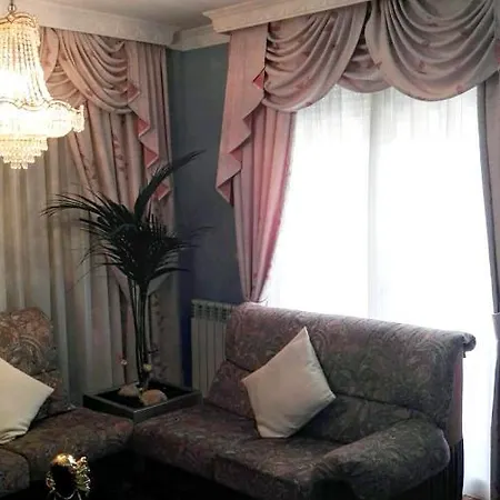 Chalet With 4 Bedrooms In With Wonderful City View Enclosed Garden And Wifi * Zamora