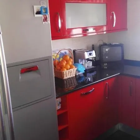 Chalet With 4 Bedrooms In With Wonderful City View Enclosed Garden And Wifi Chalé