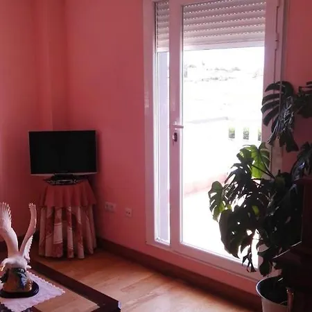 Chalet With 4 Bedrooms In With Wonderful City View Enclosed Garden And Wifi