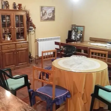 Chalet With 4 Bedrooms In With Wonderful City View Enclosed Garden And Wifi Chalé *
