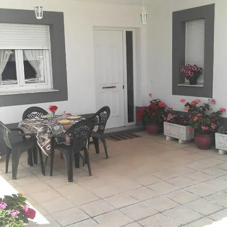Chalet With 4 Bedrooms In With Wonderful City View Enclosed Garden And Wifi * Zamora